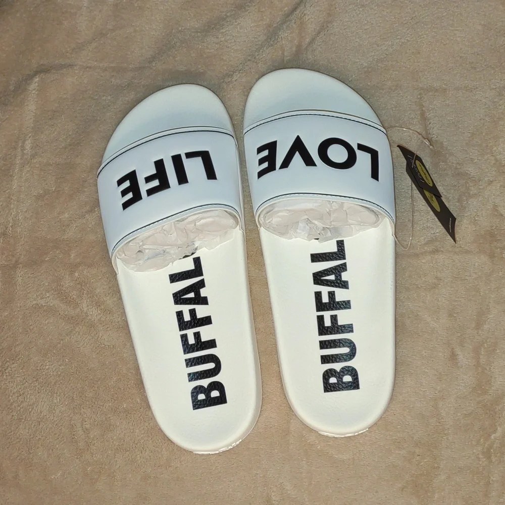 ๐ฃBUFFALO ๐ฎWhite Riley Slides "Love Life"footwear - Picture 14 of 15